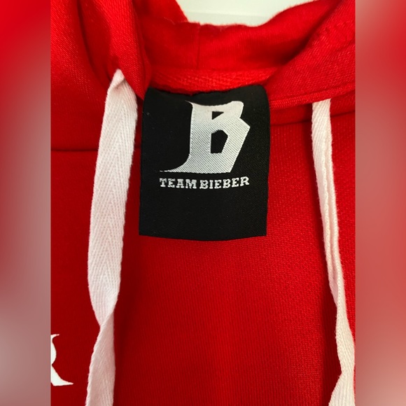 Justin Bieber Red Hoodie Purpose Tour - Size L - Picture 4 of 5